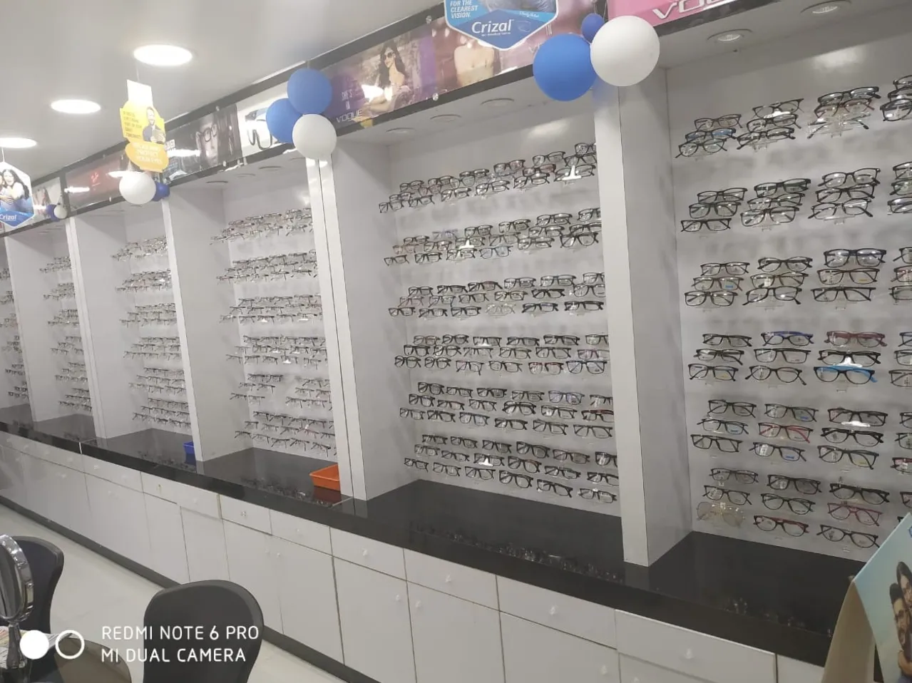 AkR Opticals